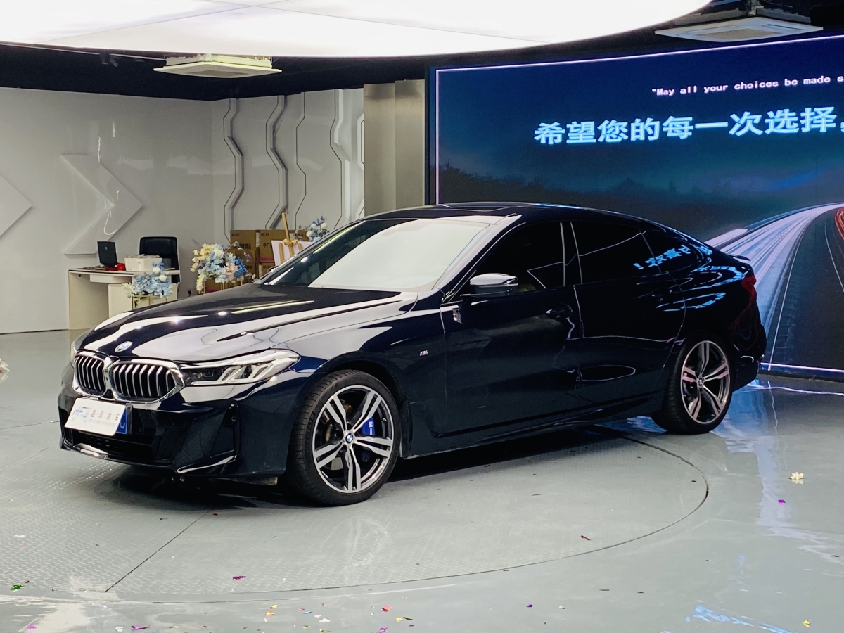 BMW 6 Series GT 2021 immagine di auto #2