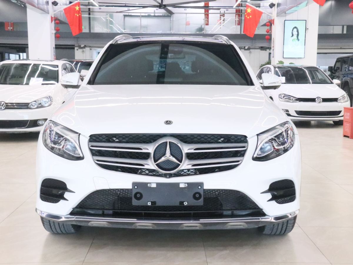 Mercedes-Benz 2018 car image #2