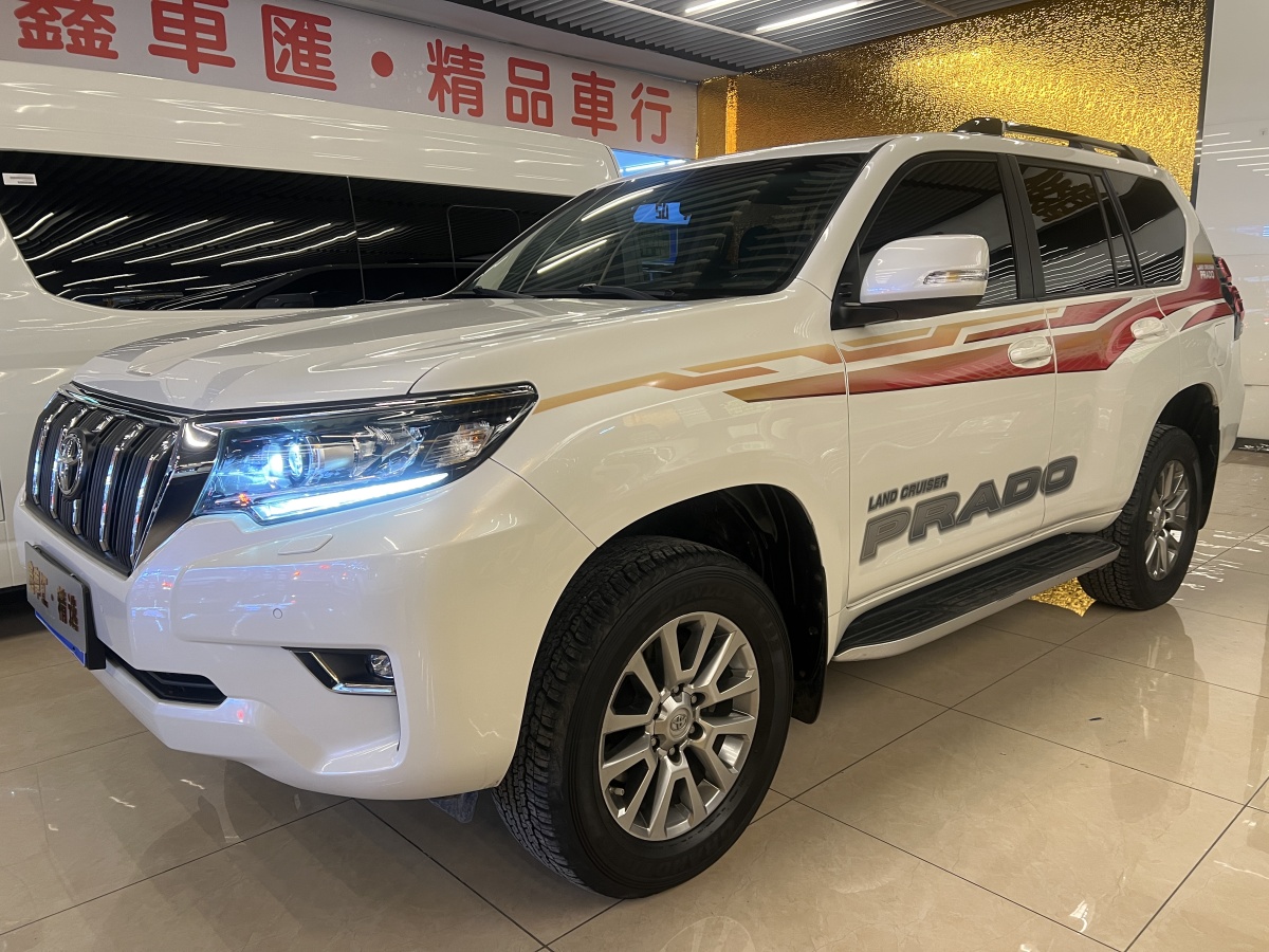 Toyota Land Cruiser Prado 2019 #2 Toyota Land Cruiser Prado 2019 car image #2