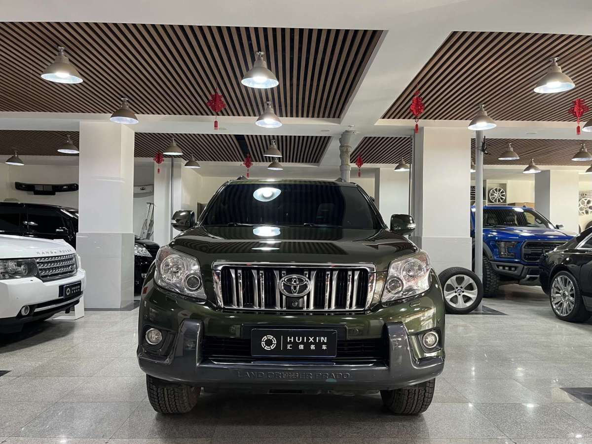 Toyota Land Cruiser Prado 2011 car image #2