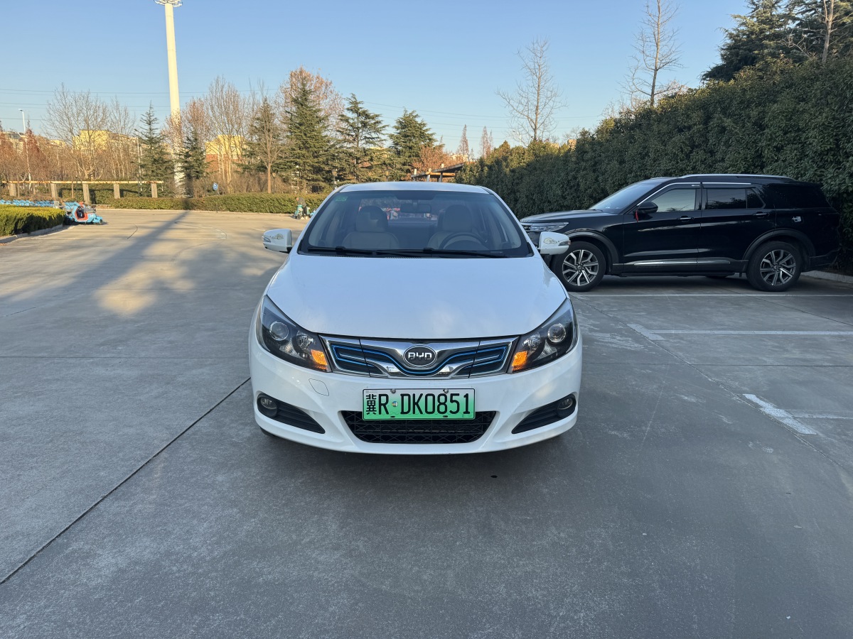 BYD e5 2018 #2 BYD e5 2018 car image #2