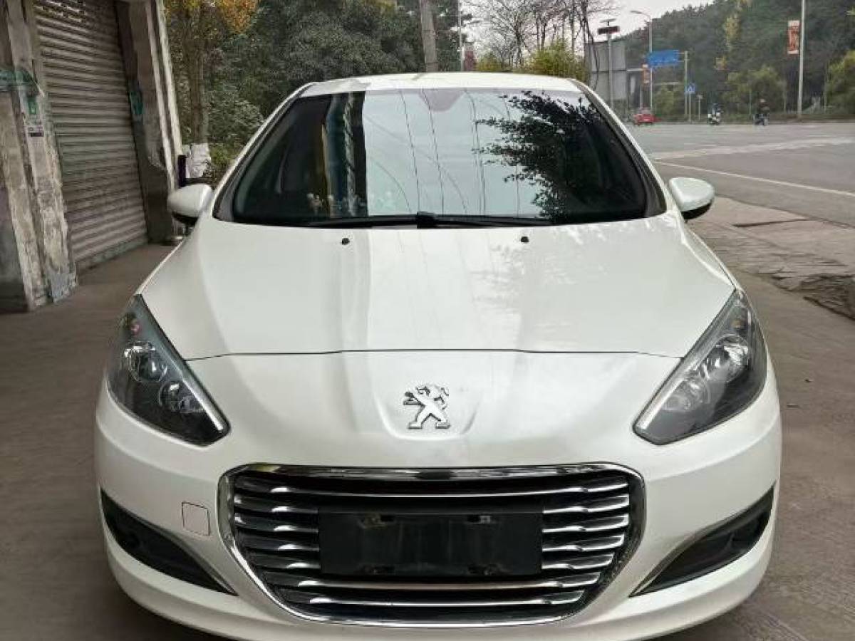 Peugeot 308 2015 car image #2