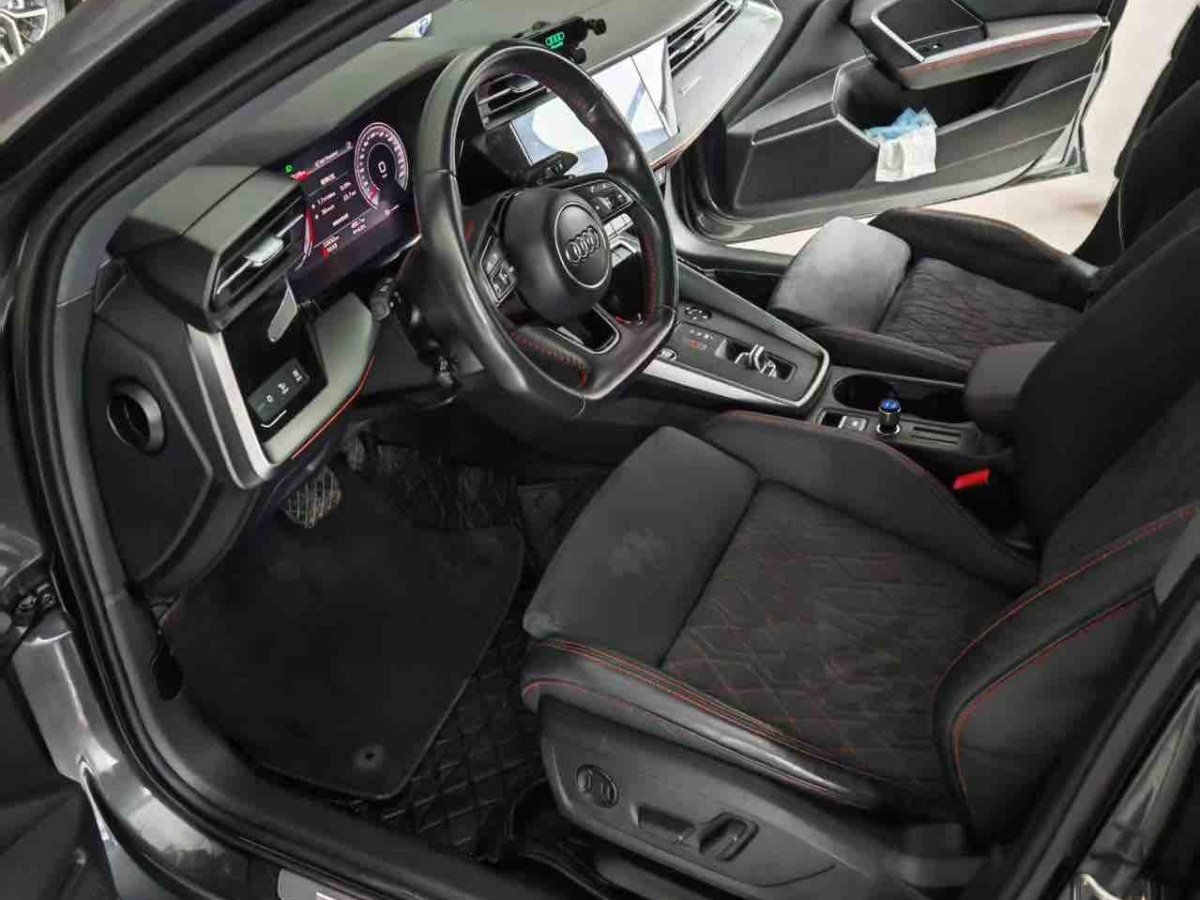 Audi 2021 immagine di auto #2