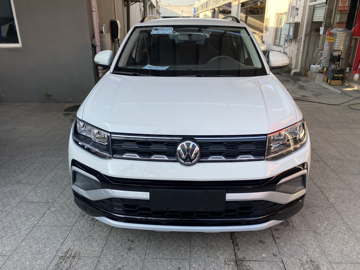 Volkswagen T-Cross 2023 #2 Volkswagen T-Cross 2023 car image #2