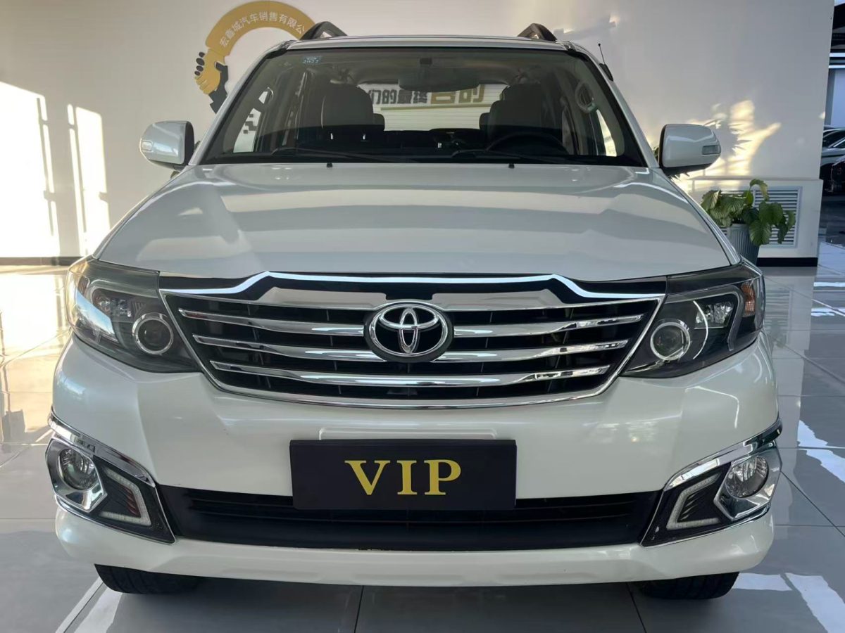 Toyota 2016 #2 Toyota 2016 car image #2