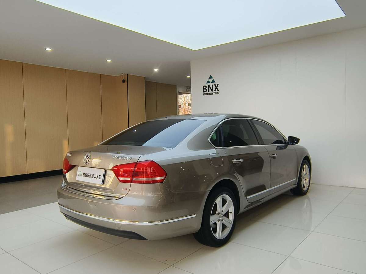 Volkswagen Passat 2016 car image #2