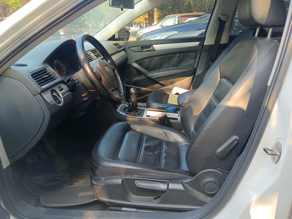 大众 帕萨特 2012 汽车图片 #2