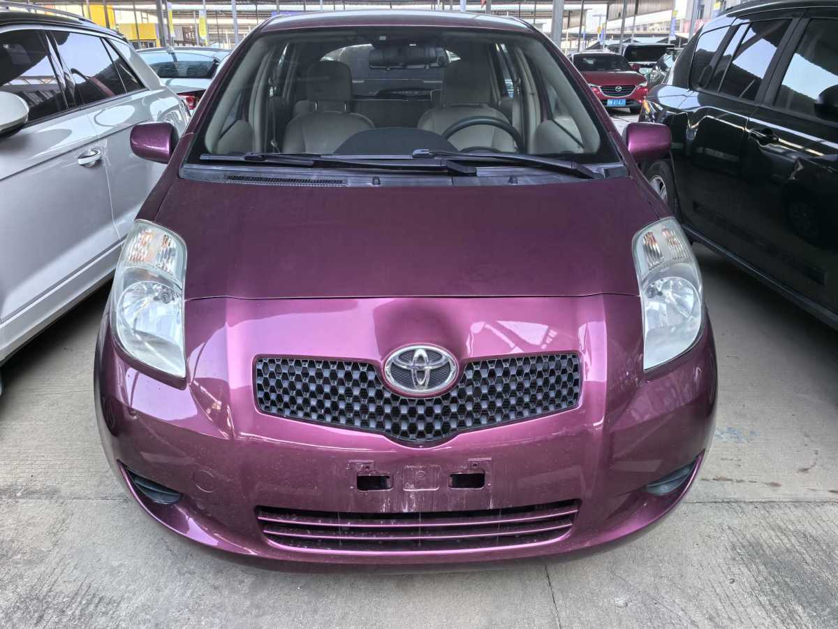 Toyota Yaris 2010 imagem de carro #2