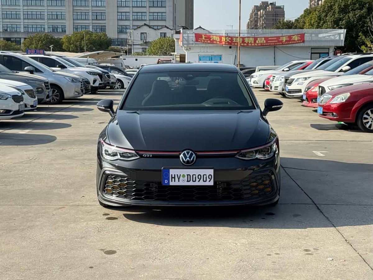 Volkswagen GolfGTI 2021 car image #2