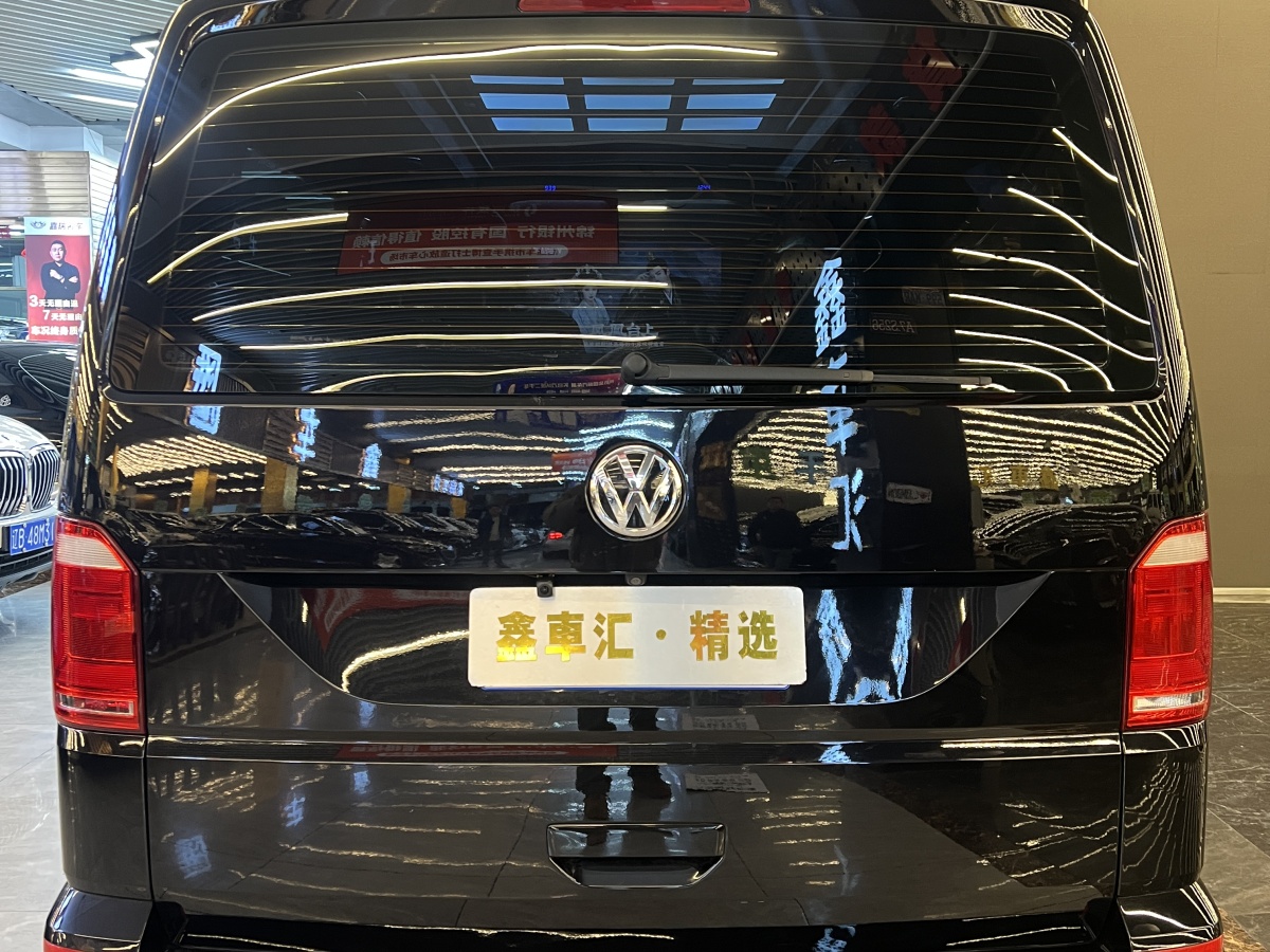 Volkswagen Caravelle 2017 immagine di auto #2