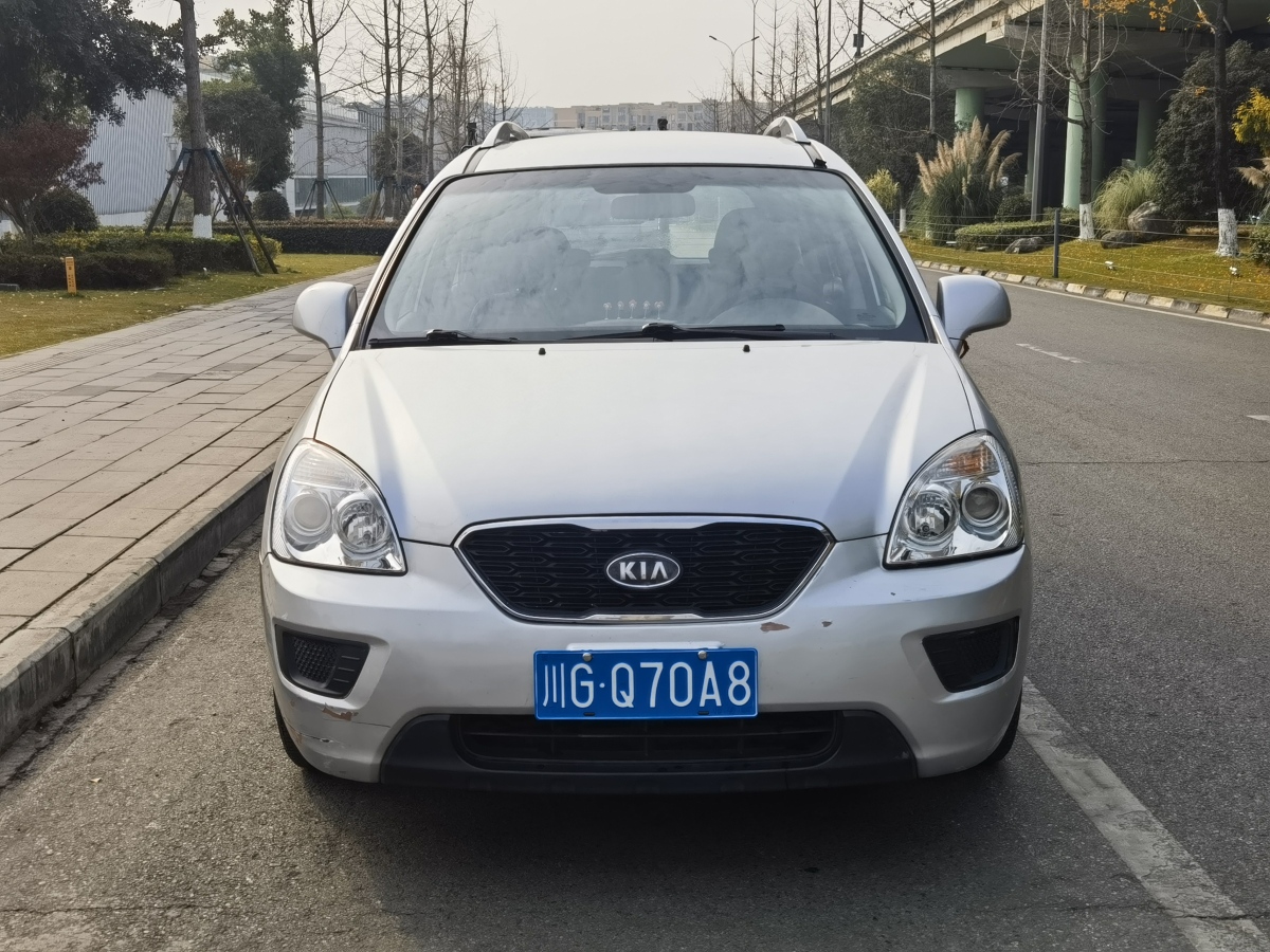 起亚 佳乐 2012 汽车图片 #2