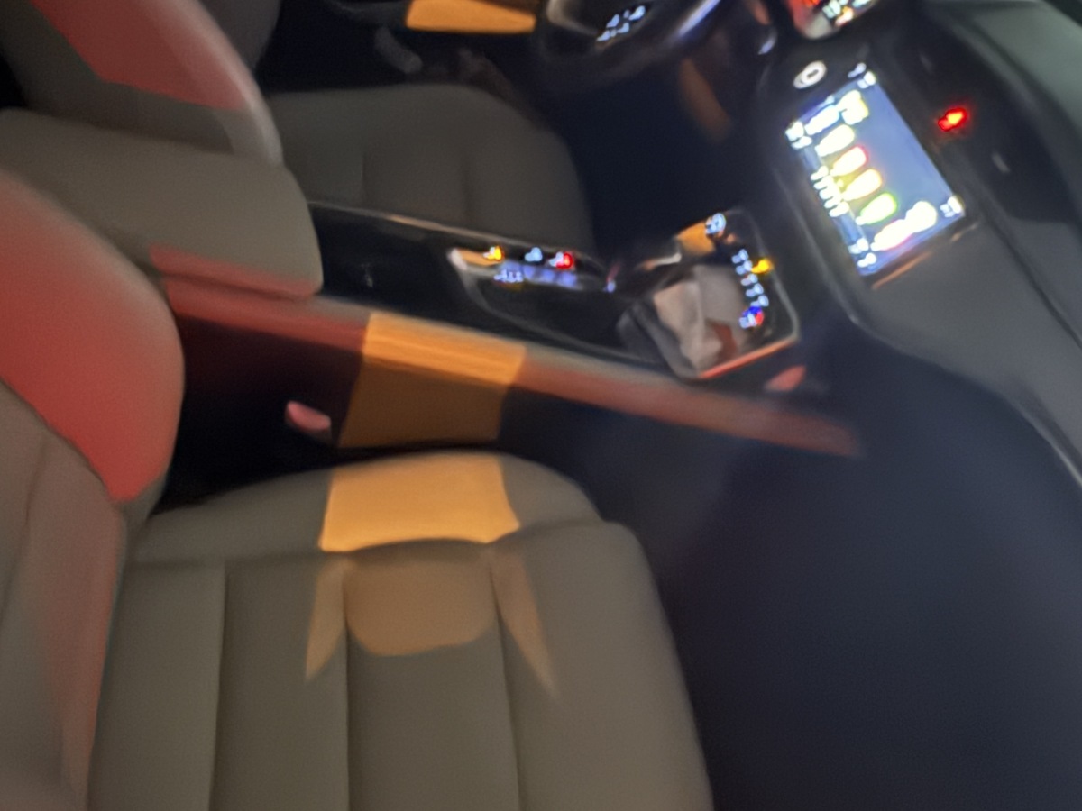 GEELY Emgrand 2018 car image #2