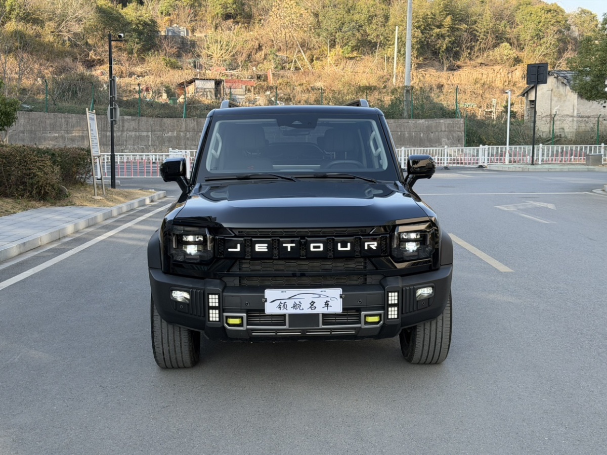 Jetour Traveller 2024 car image #2