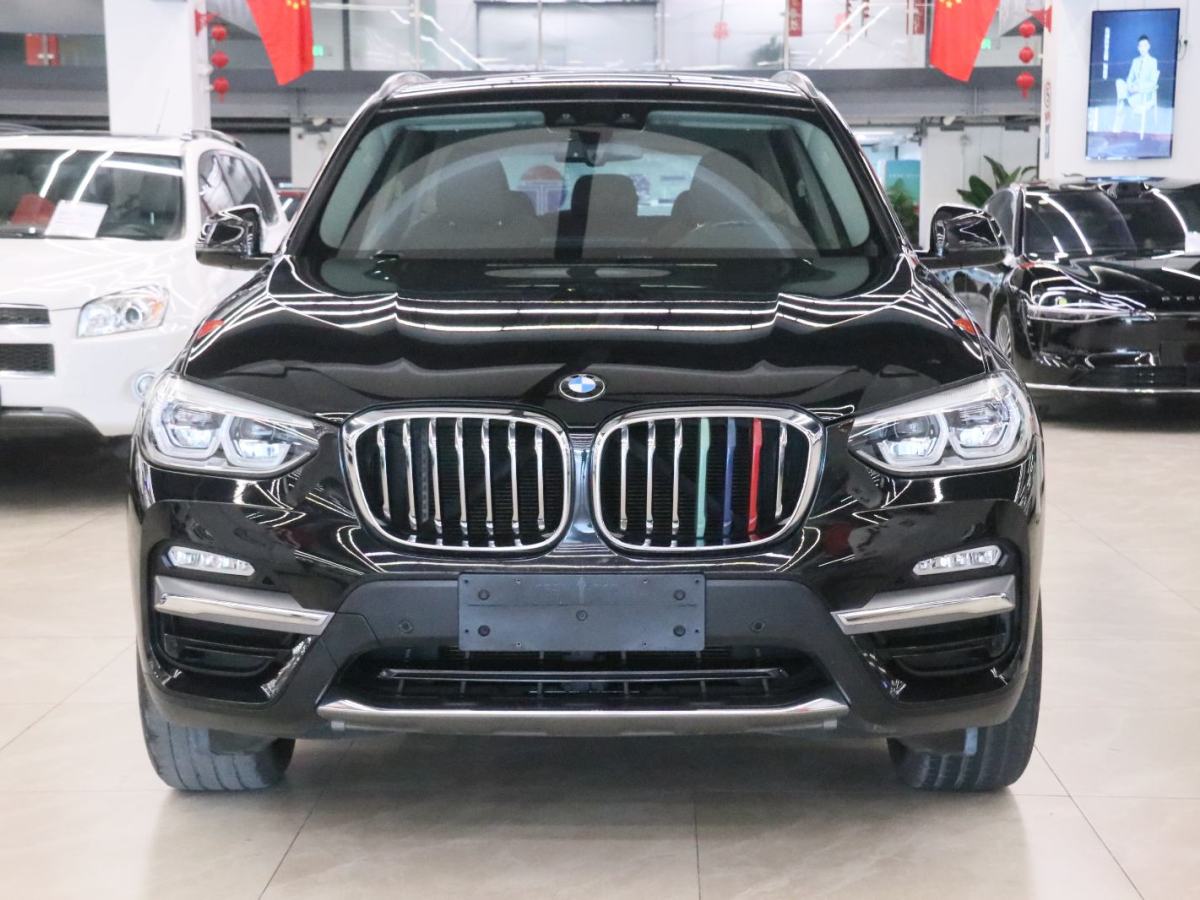BMW X3 2019 car image #2