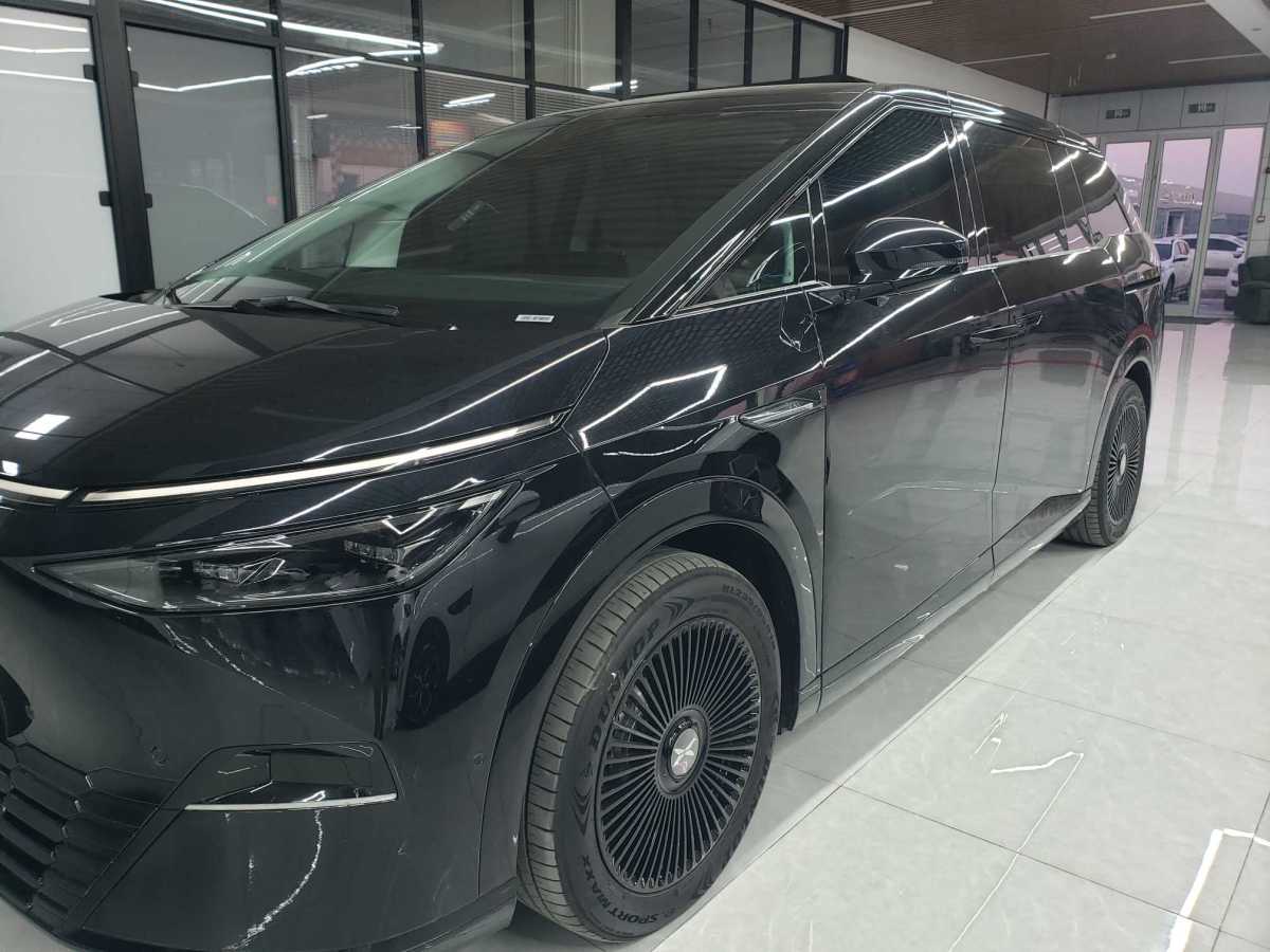 Xpeng X9 2024 #2 Xpeng X9 2024 immagine di auto #2