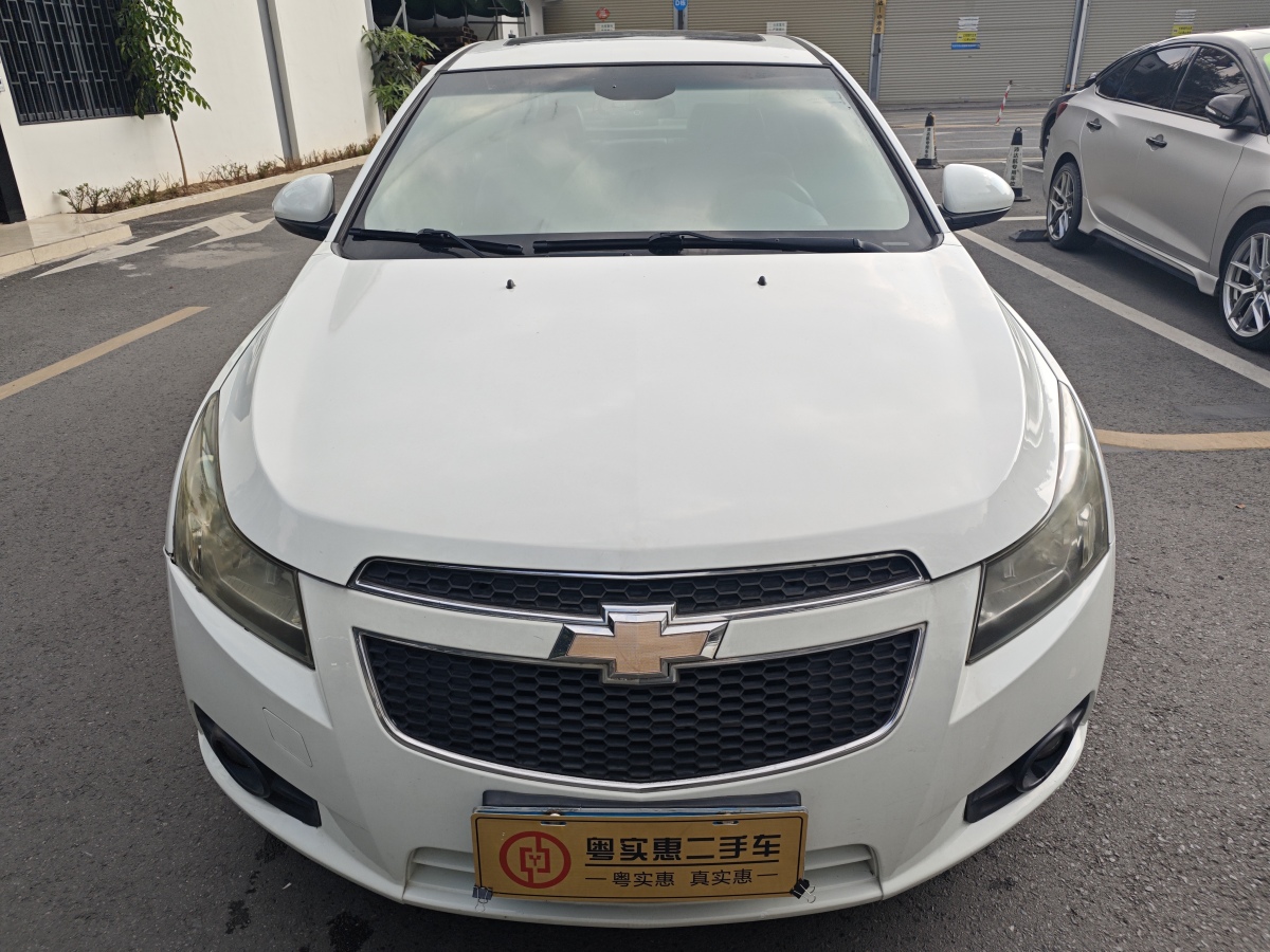 Chevrolet Cruze 2014 car image #2
