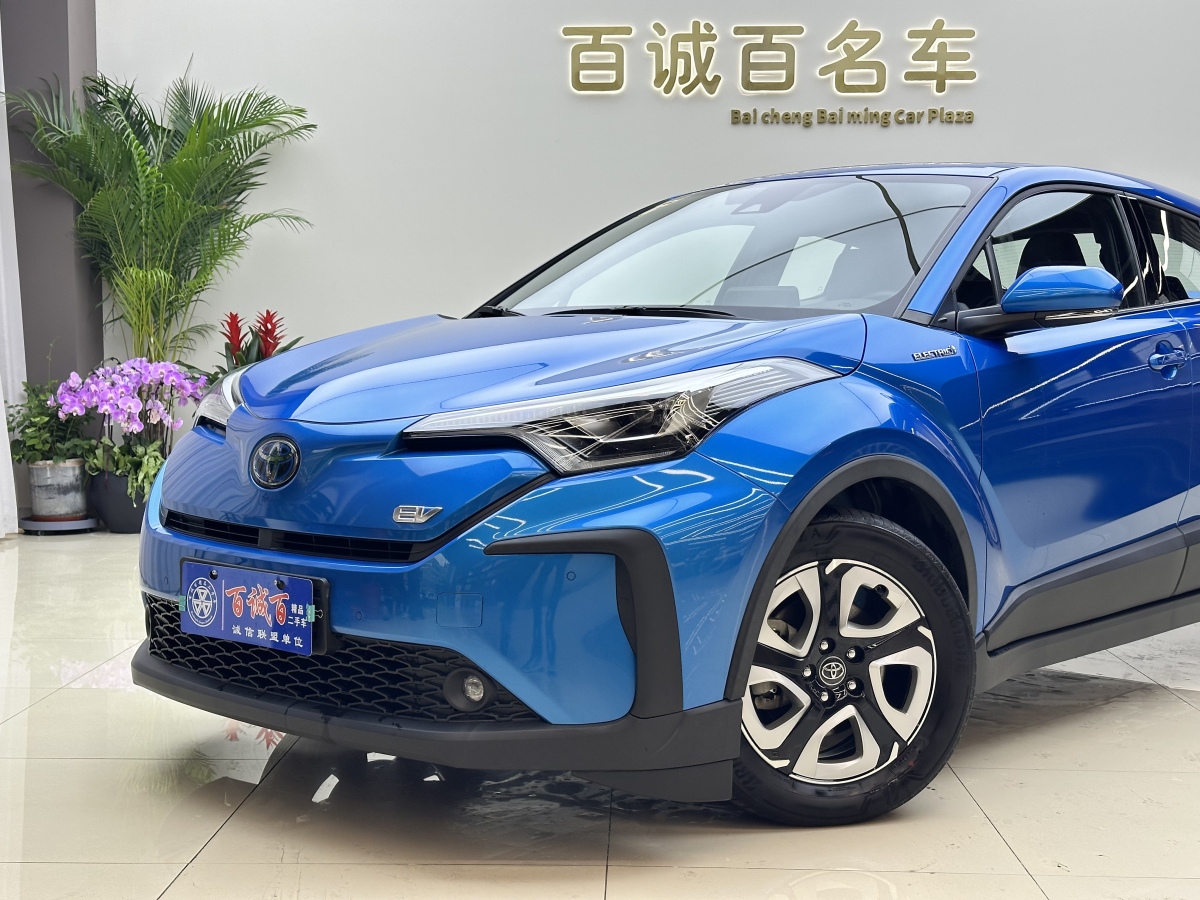 Toyota C-HR EV 2021 изображение автомобиля #2