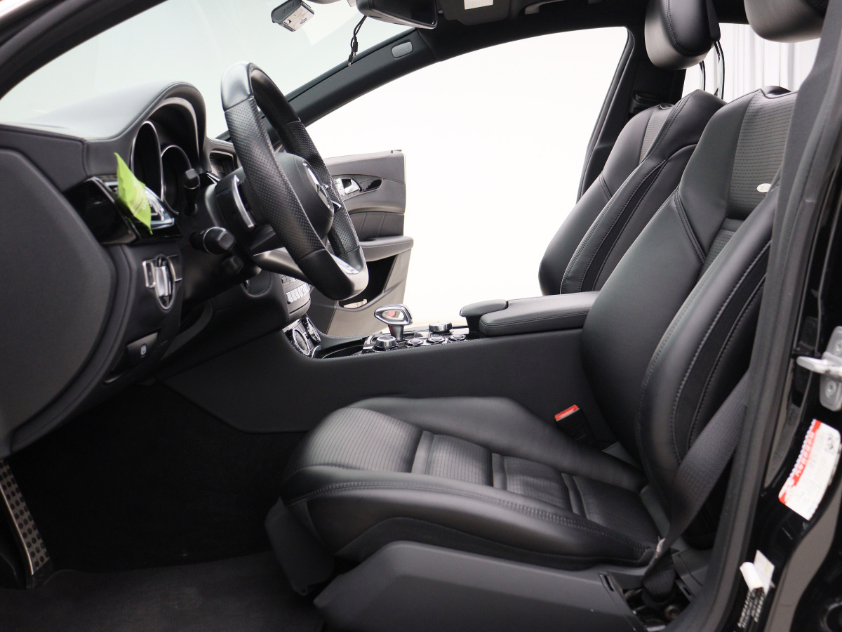 Mercedes-Benz 2012 car image #2