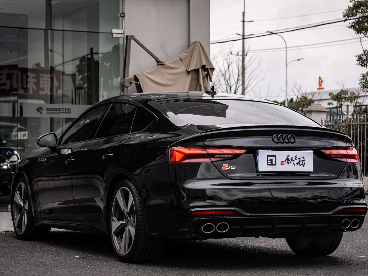 Audi S5 2023 car image #2