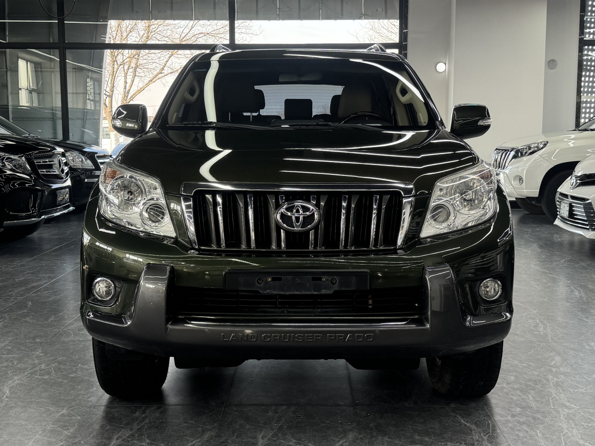 Toyota 2013 #2 Toyota 2013 car image #2