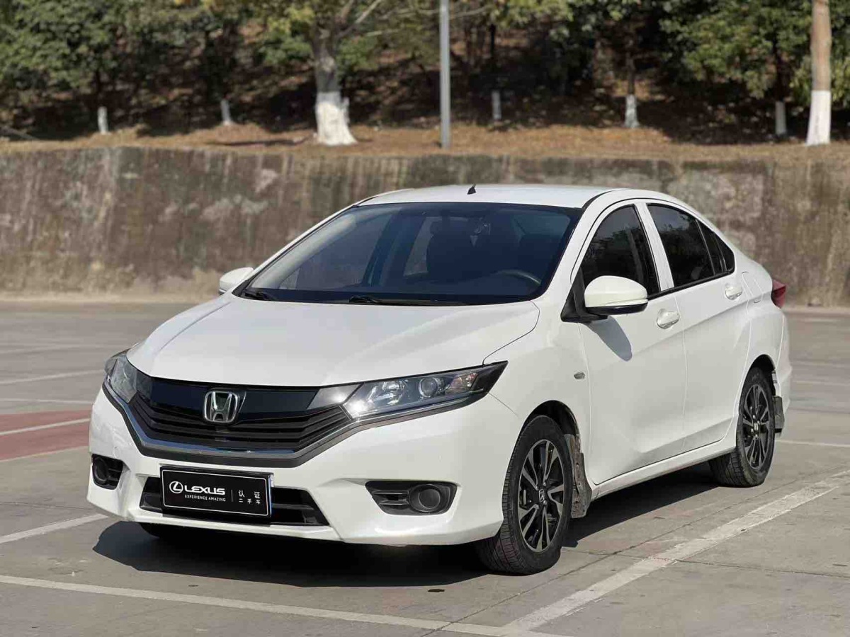 Honda Greiz 2017 صورة سيارة #2