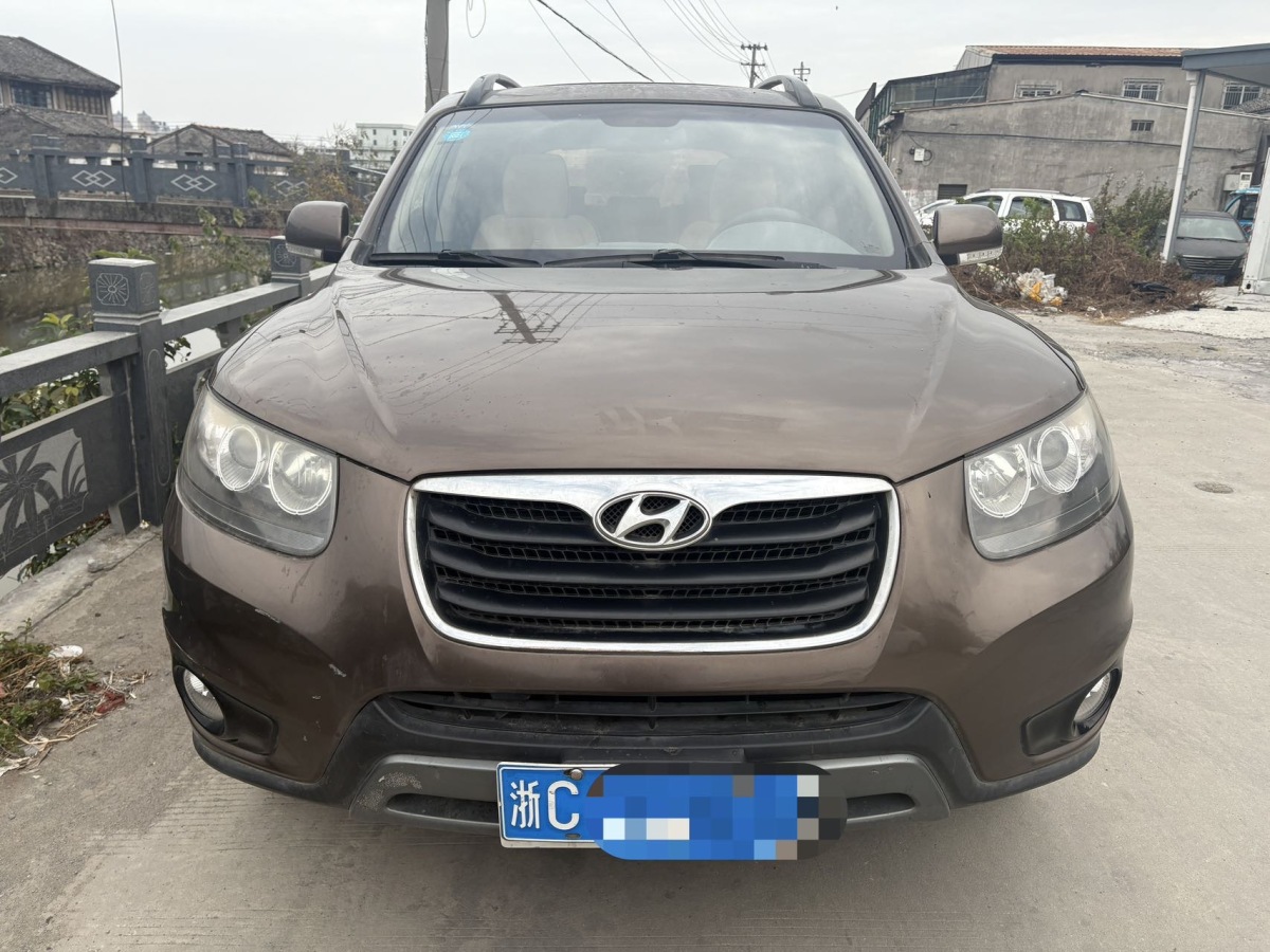 Hyundai Santa Fe Classic 2012 #2 Hyundai Santa Fe Classic 2012 car image #2