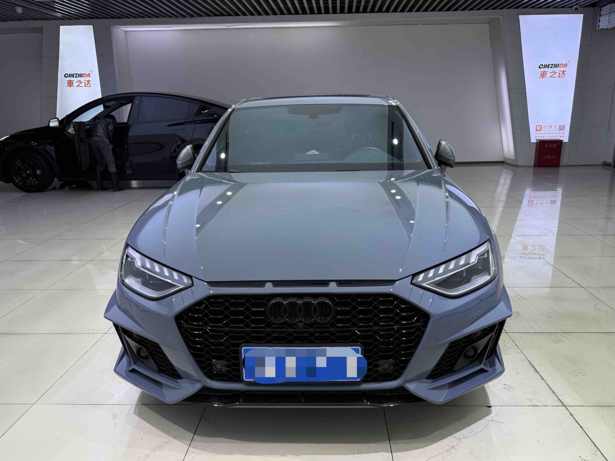 Audi A4L 2023 car image #2