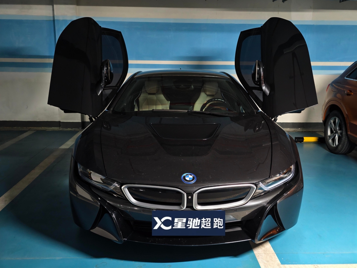 BMW i8 2016 car image #2