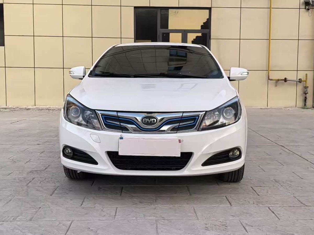 BYD e5 2018 #2 BYD e5 2018 car image #2