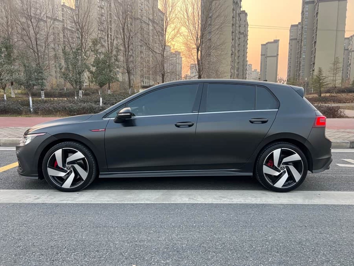 Volkswagen GolfGTI 2023 car image #2