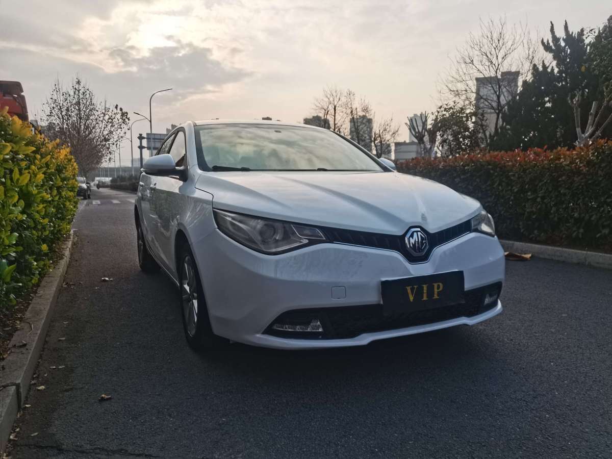 MG GT 2018 car image #2