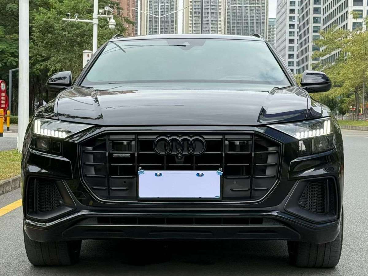 Audi Q8 2021 car image #2