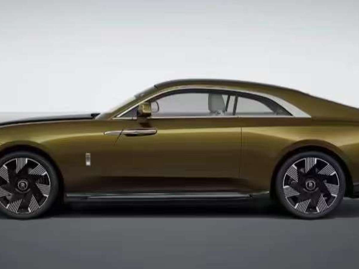Rolls-Royce Spectre صورة سيارة #2