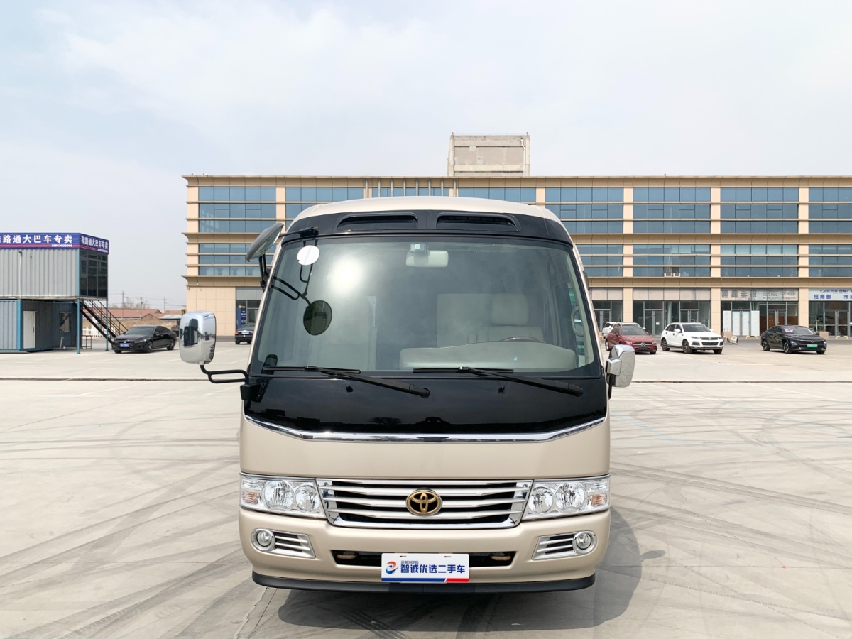 Toyota Coaster 2017 #2 Toyota Coaster 2017 imagen de coche #2