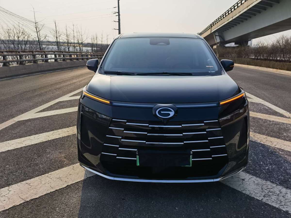 GAC Trumpchi E8 New Energy 2023 car image #2