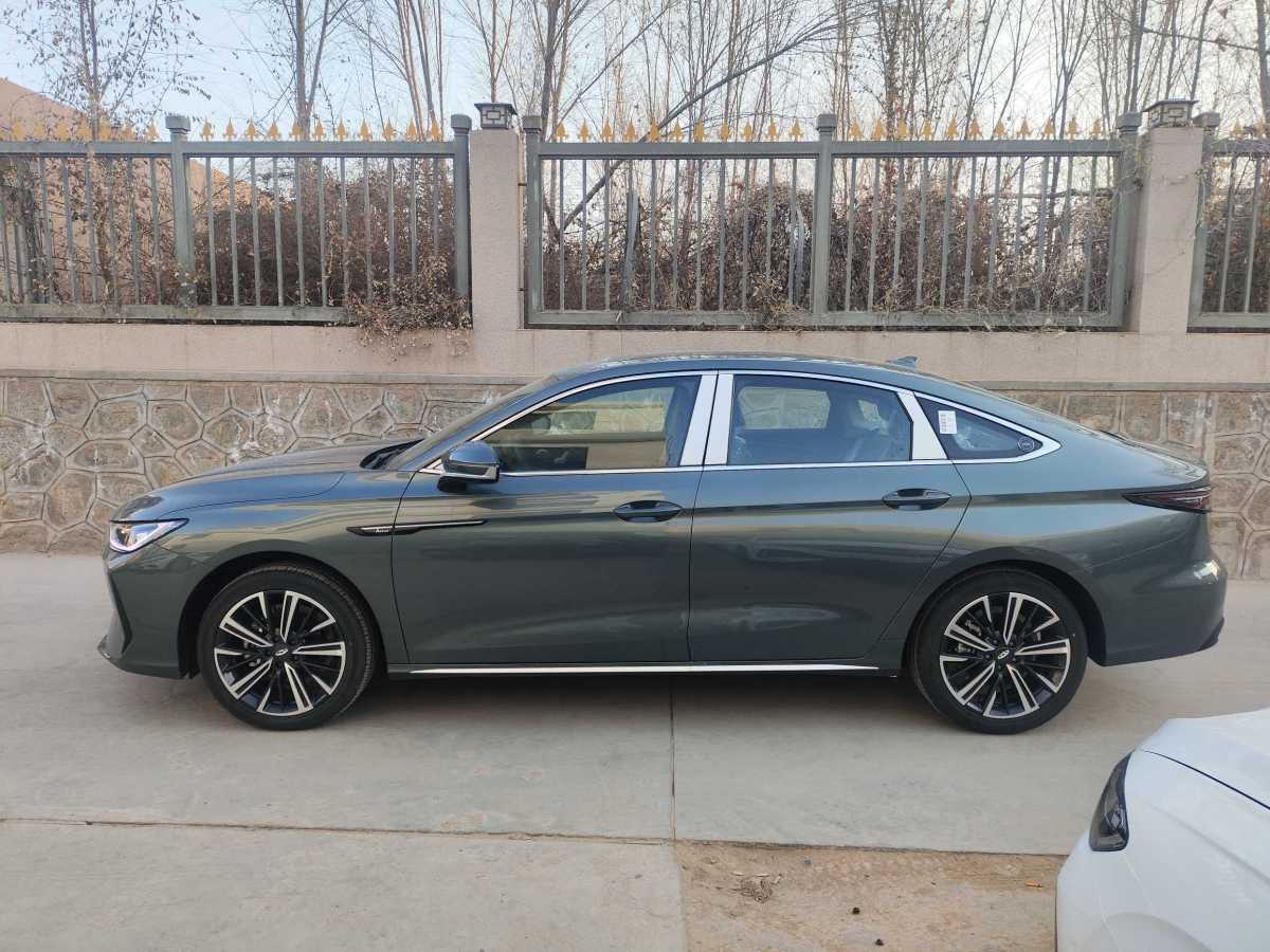 Chery Arrizo 8 Pro 2025 immagine di auto #2