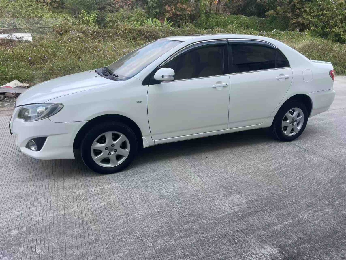 Toyota Corolla (Classic) 2013 immagine di auto #2