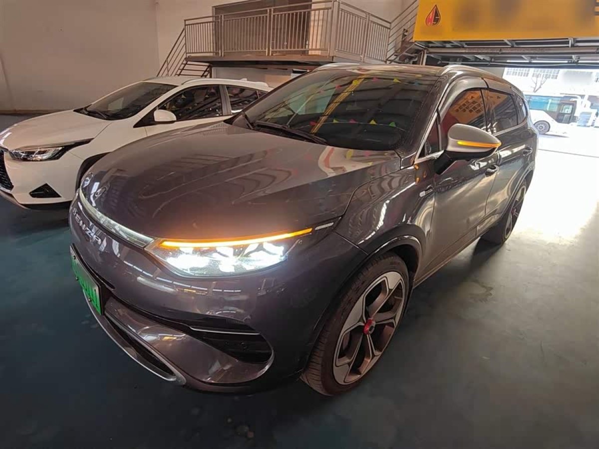 Denza X 2020 car image #2