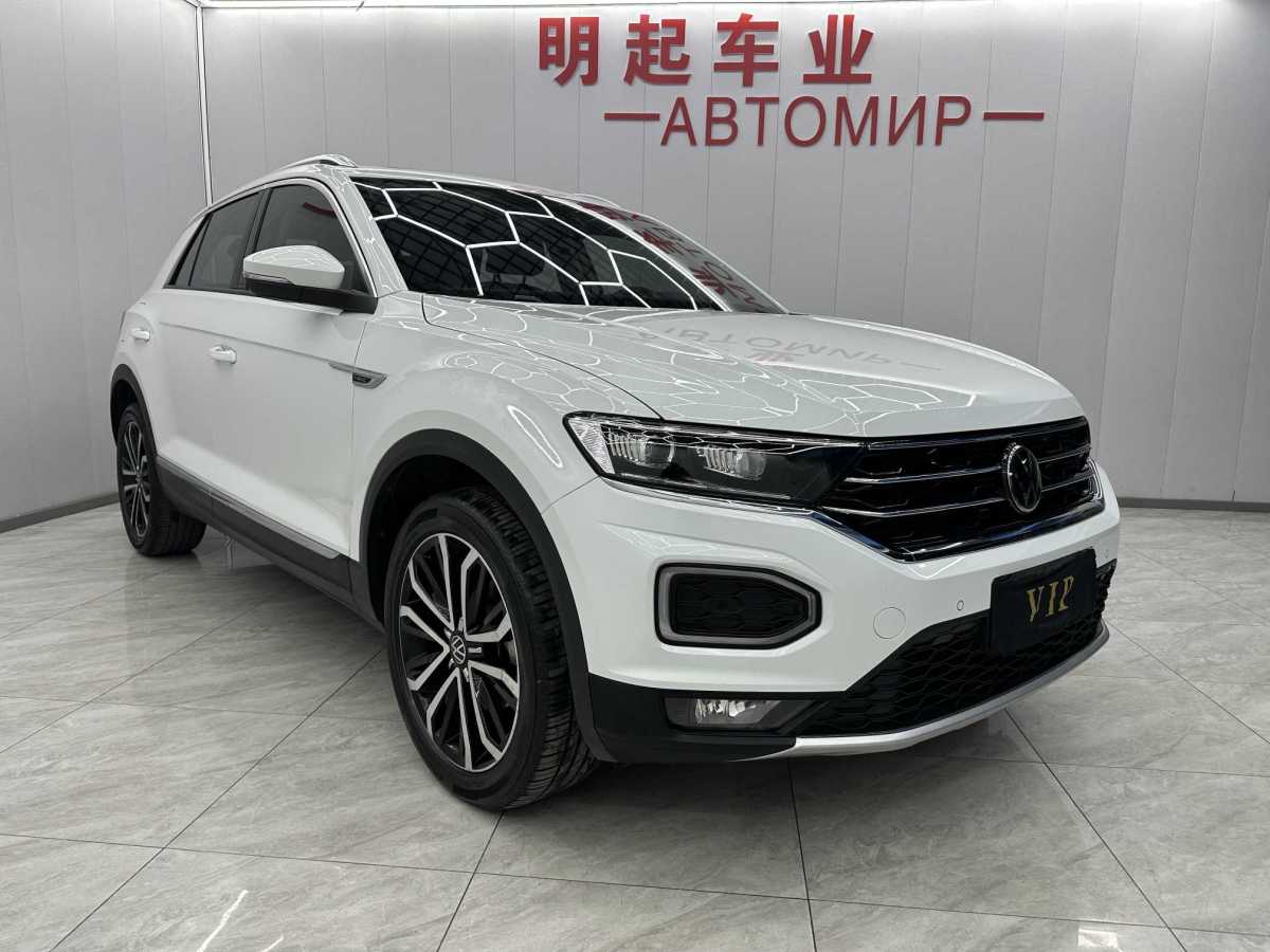 Volkswagen T-Roc 2022 car image #2