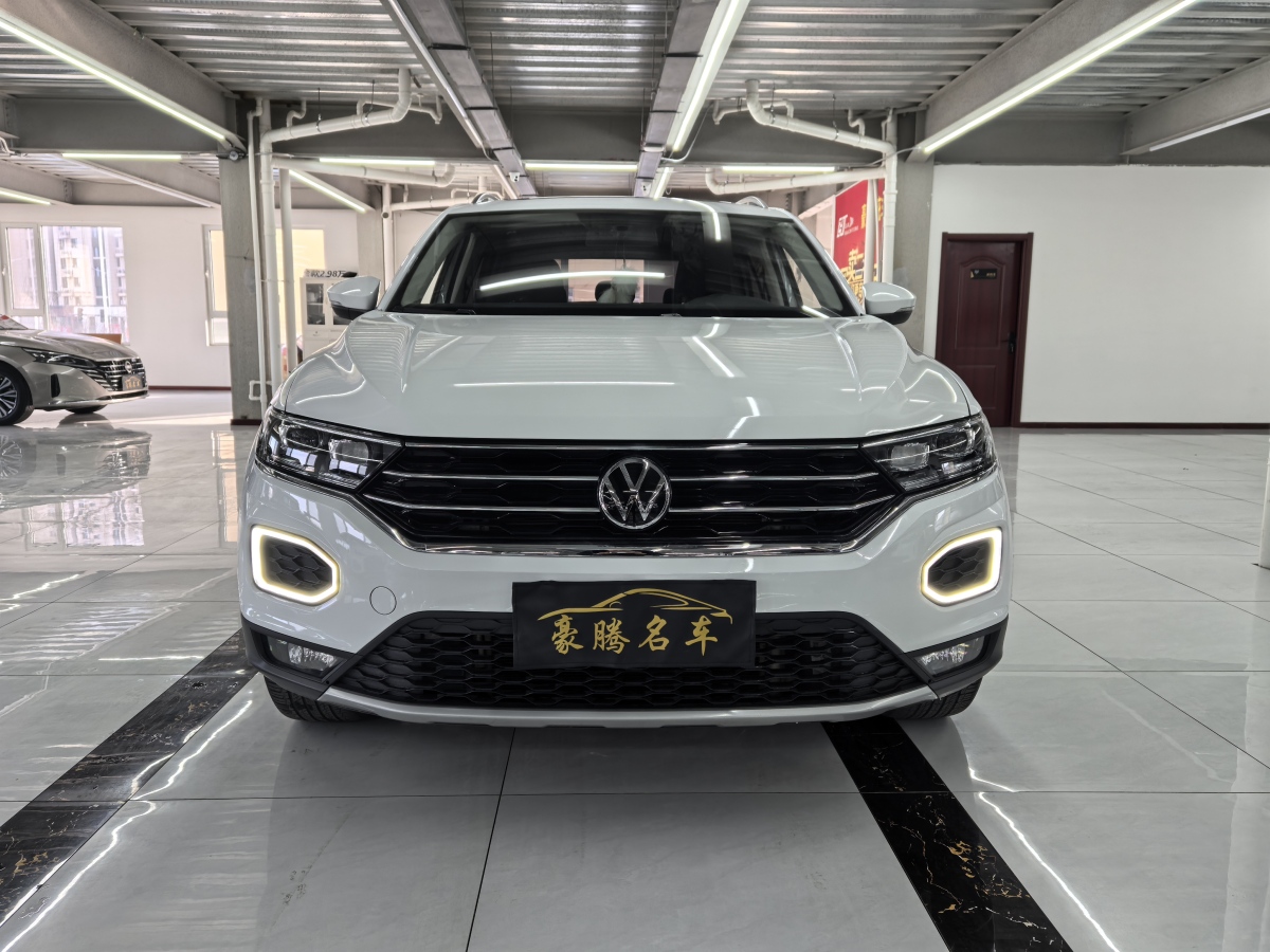 Volkswagen T-Roc 2020 #2 Volkswagen T-Roc 2020 car image #2