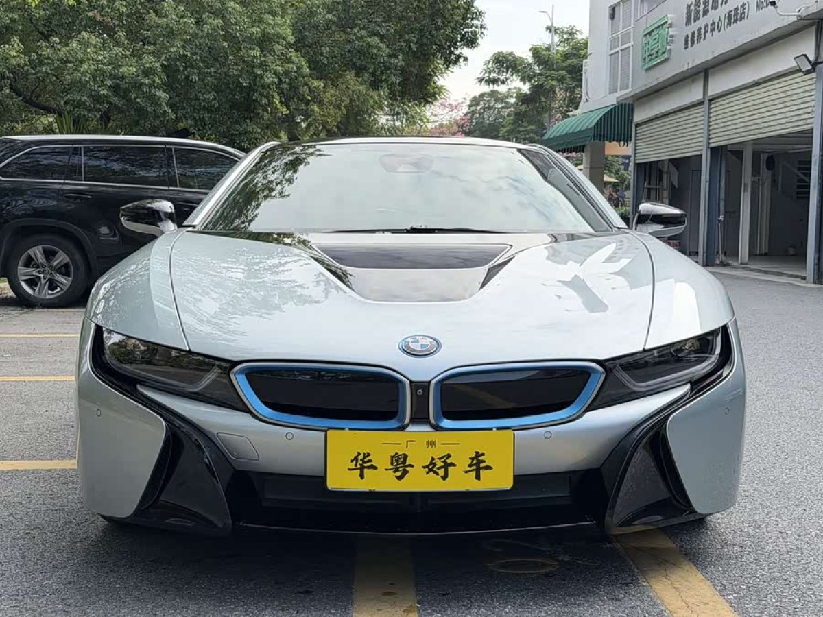 BMW i8 2016 car image #2