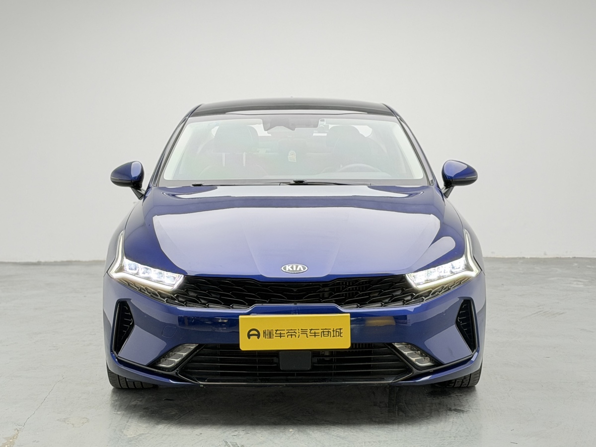 Kia K5 2020 car image #2