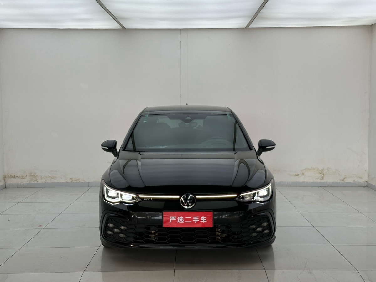 Volkswagen GolfGTI 2022 car image #2