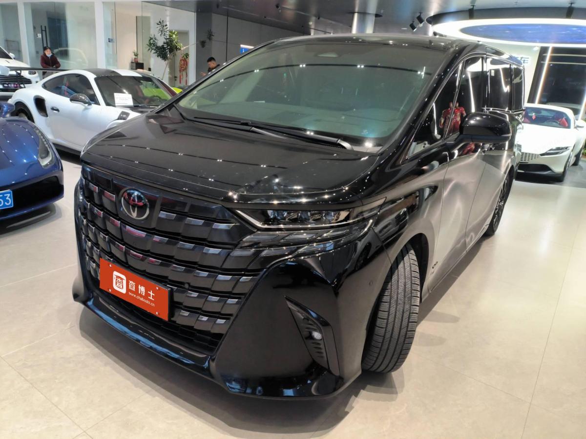 Toyota Alphard 2024 immagine di auto #2