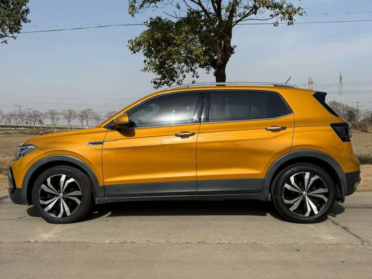 Volkswagen T-Cross 2020 #2 Volkswagen T-Cross 2020 car image #2