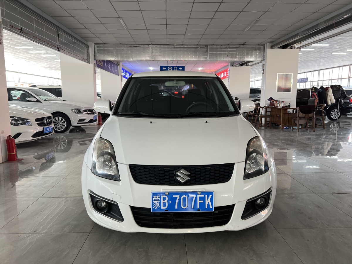 Suzuki Swift 2015 #2 Suzuki Swift 2015 immagine di auto #2