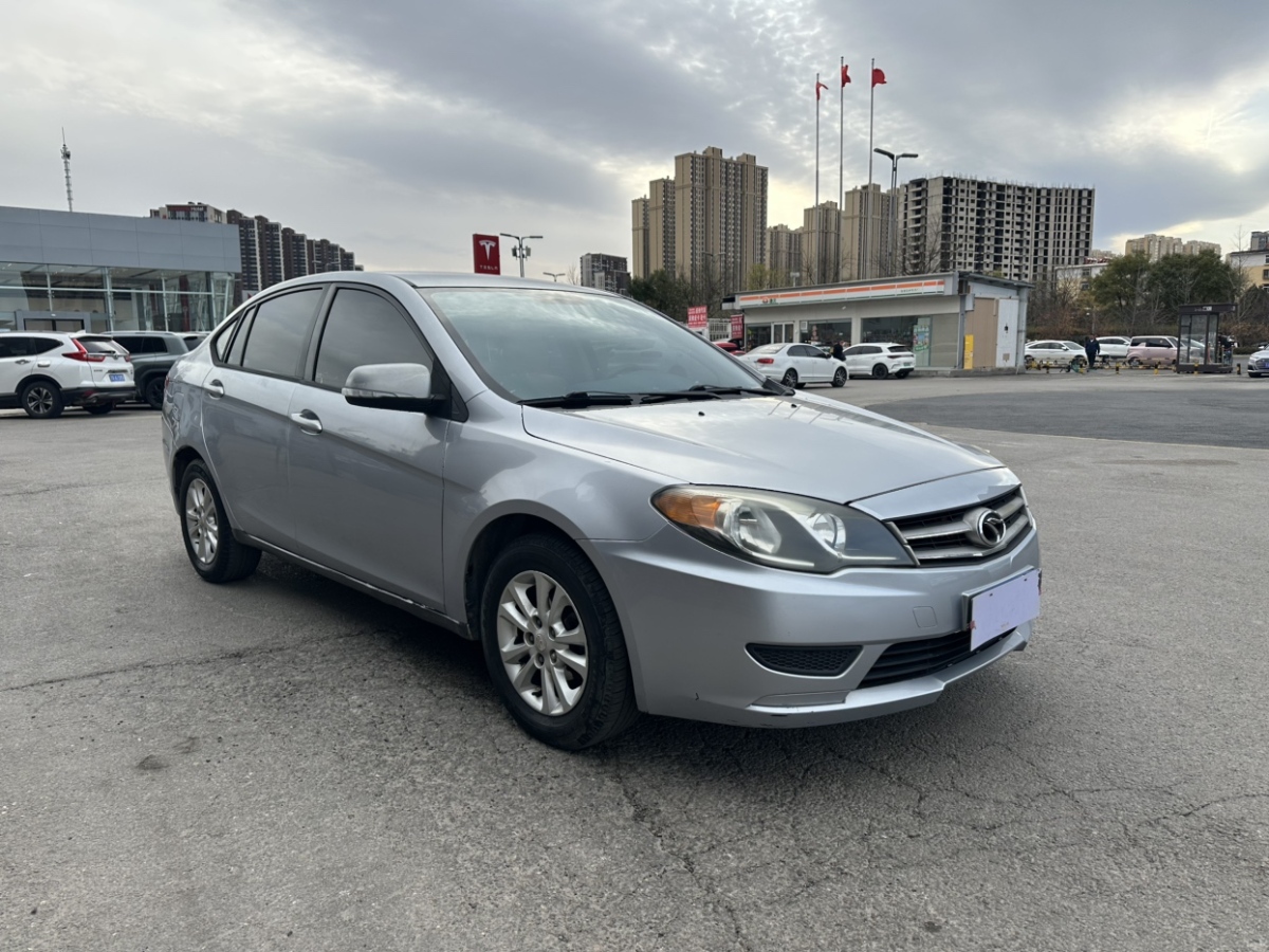 Soueast V5 Lingzhi 2013 car image #2