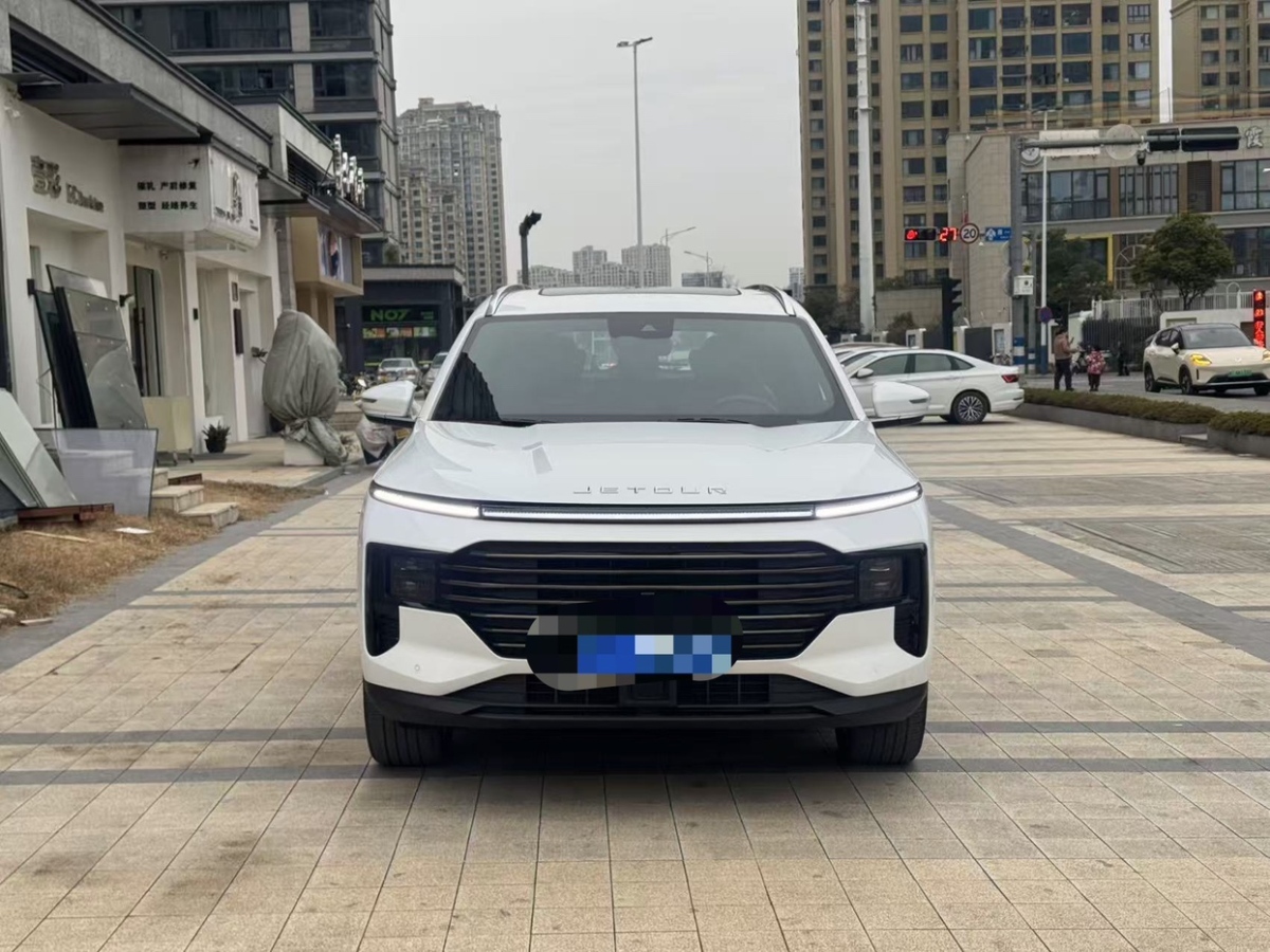 Jetour X70 PLUS 2024 car image #2