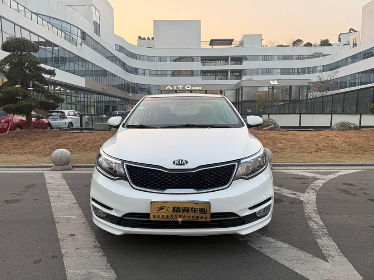 起亚 起亚K2 2015 汽车图片 #2