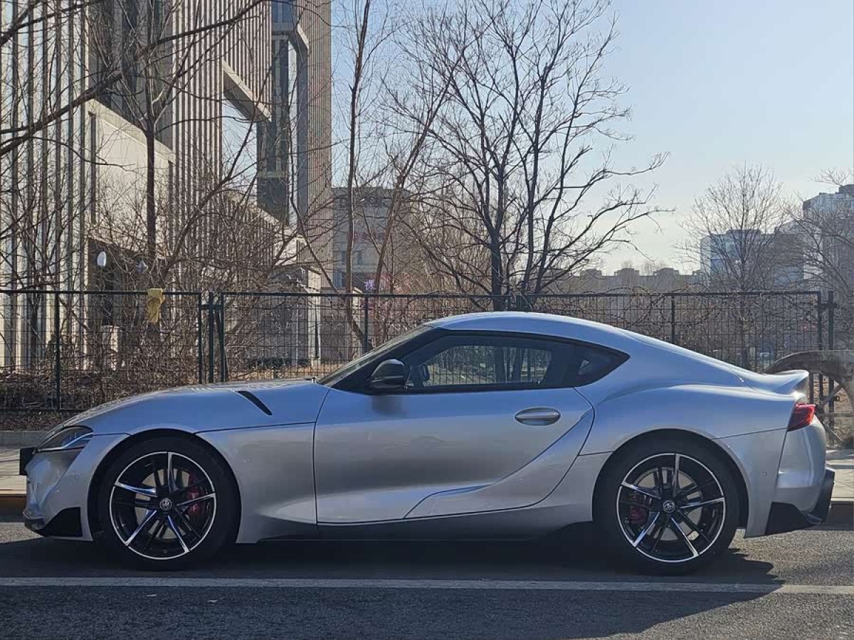 Toyota Supra 2022 car image #2